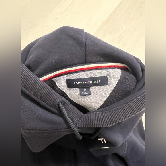 TOMMY HILFIGER SWEATSHIRT - Picture 5 of 5